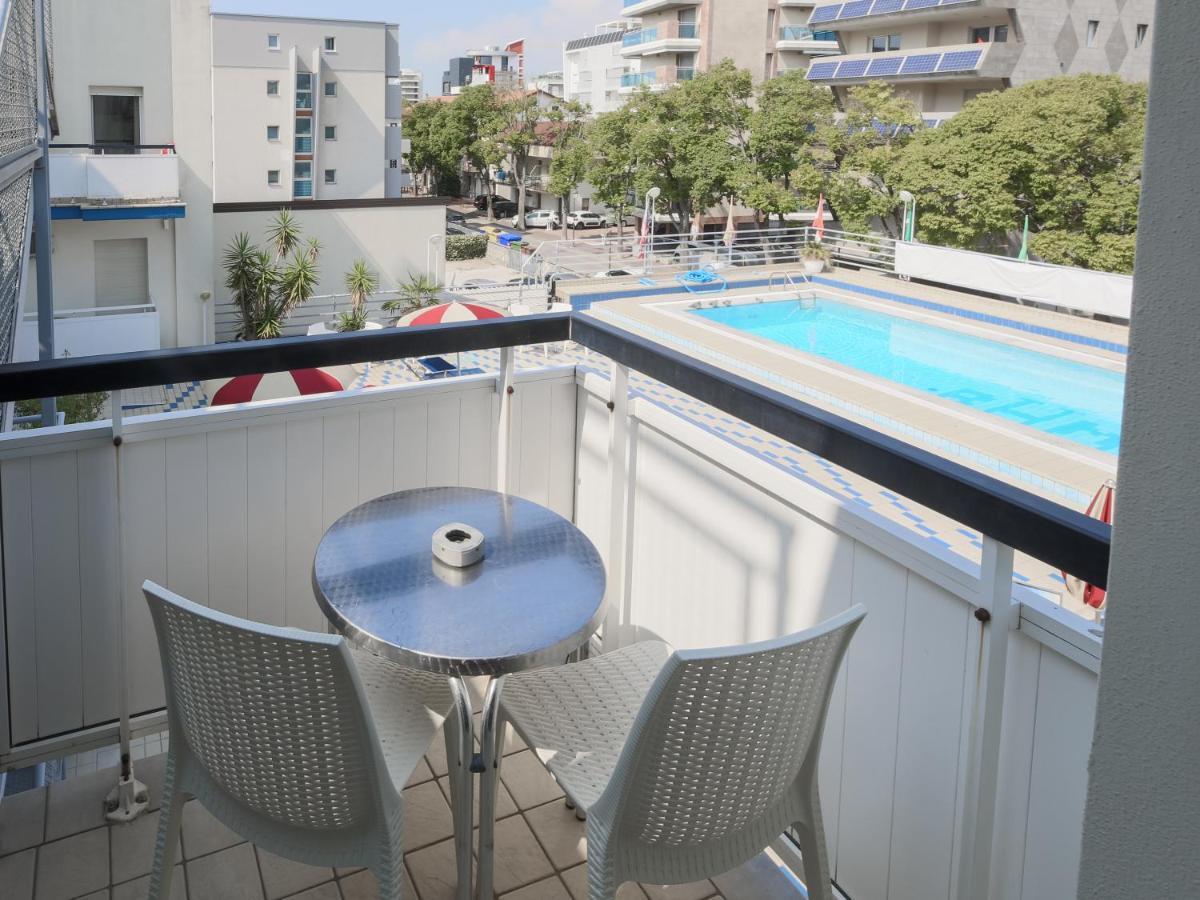 Hotel Blue Marine Lignano Sabbiadoro Dış mekan fotoğraf