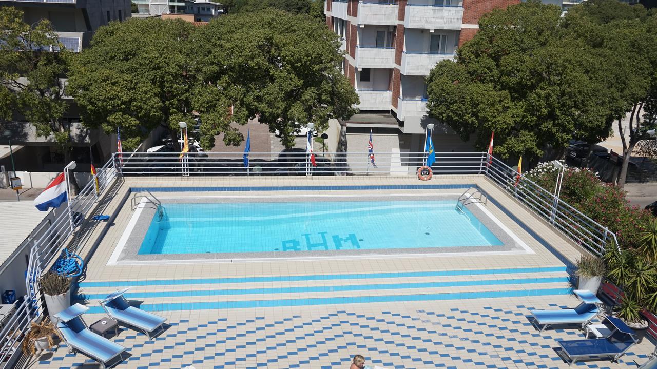 Hotel Blue Marine Lignano Sabbiadoro Dış mekan fotoğraf